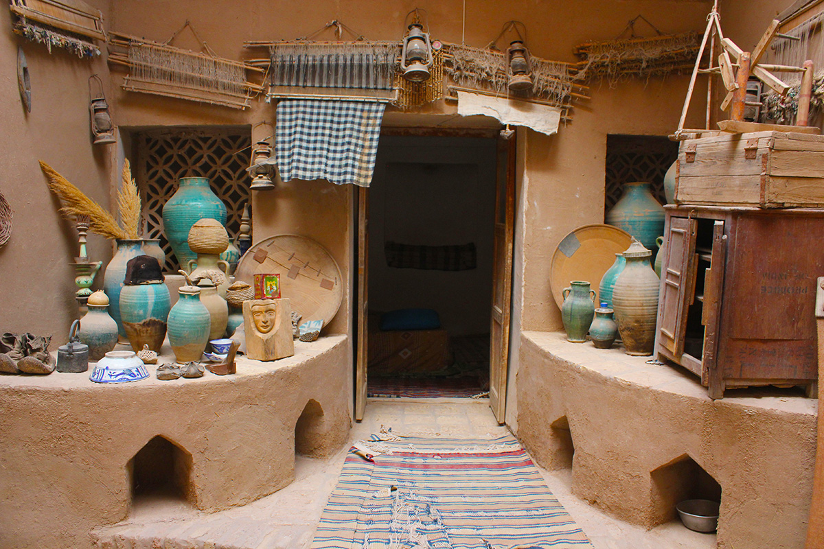 Profitez de l'art et de l'architecture persans en voyageant en Iran lors d'une visite guidée photographique en Iran.